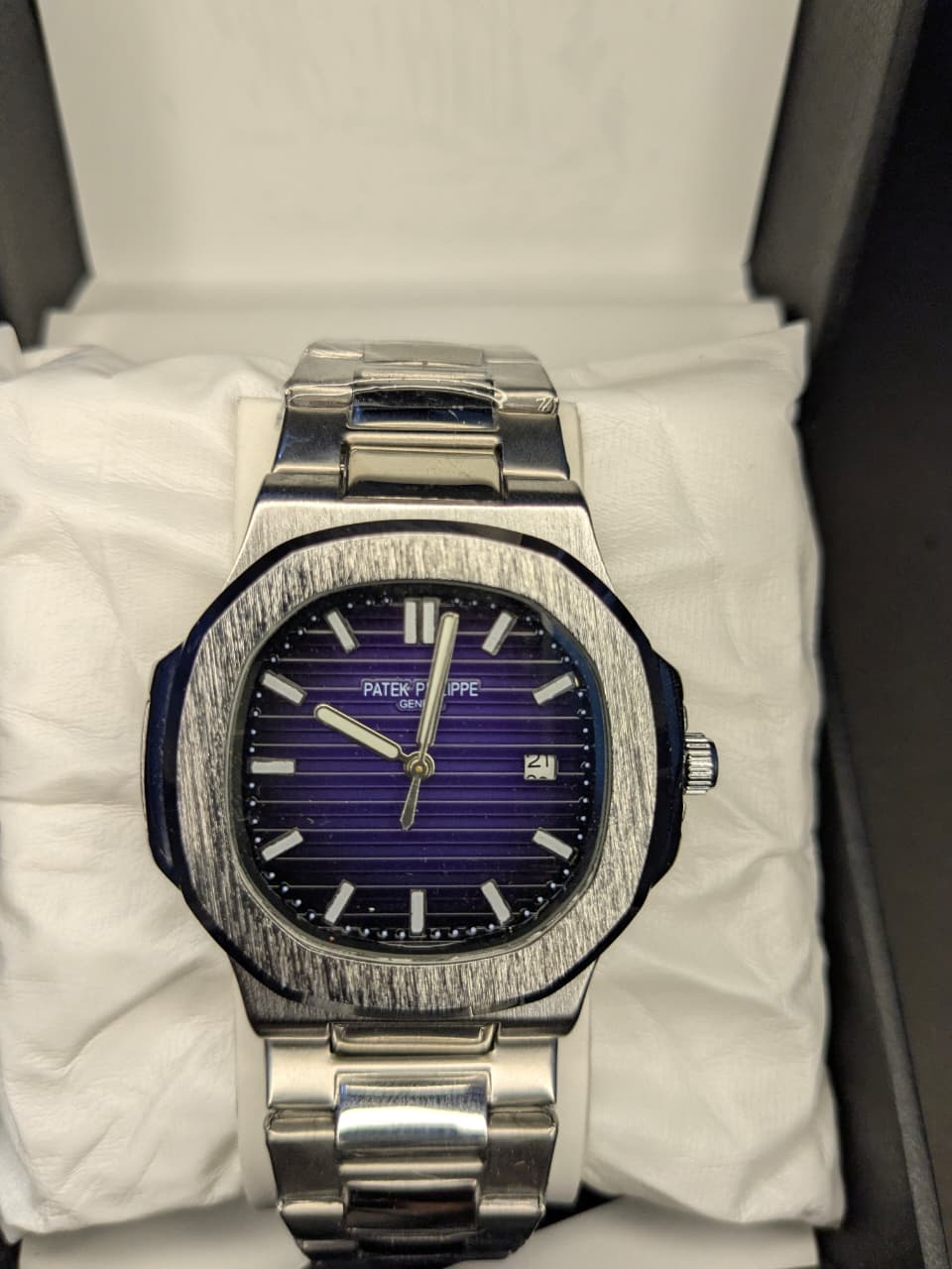 Luxury Geneva Style Quartz Watch – Premium Stainless Steel Analog Wrist Watch
