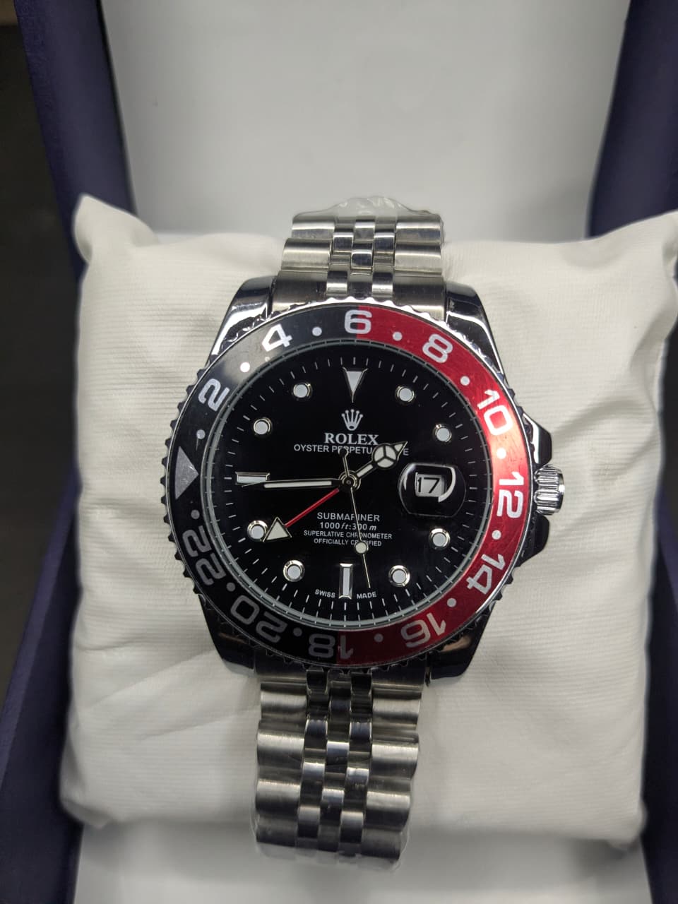 Luxury Red & Black Dial Quartz Watch – Premium Stainless Steel Analog Wrist Watch