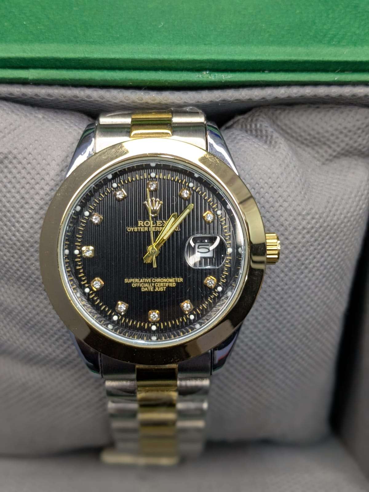 Premium Gold Tone Luxury Quartz Watch business wrist watch - Zygo Store Pakistan