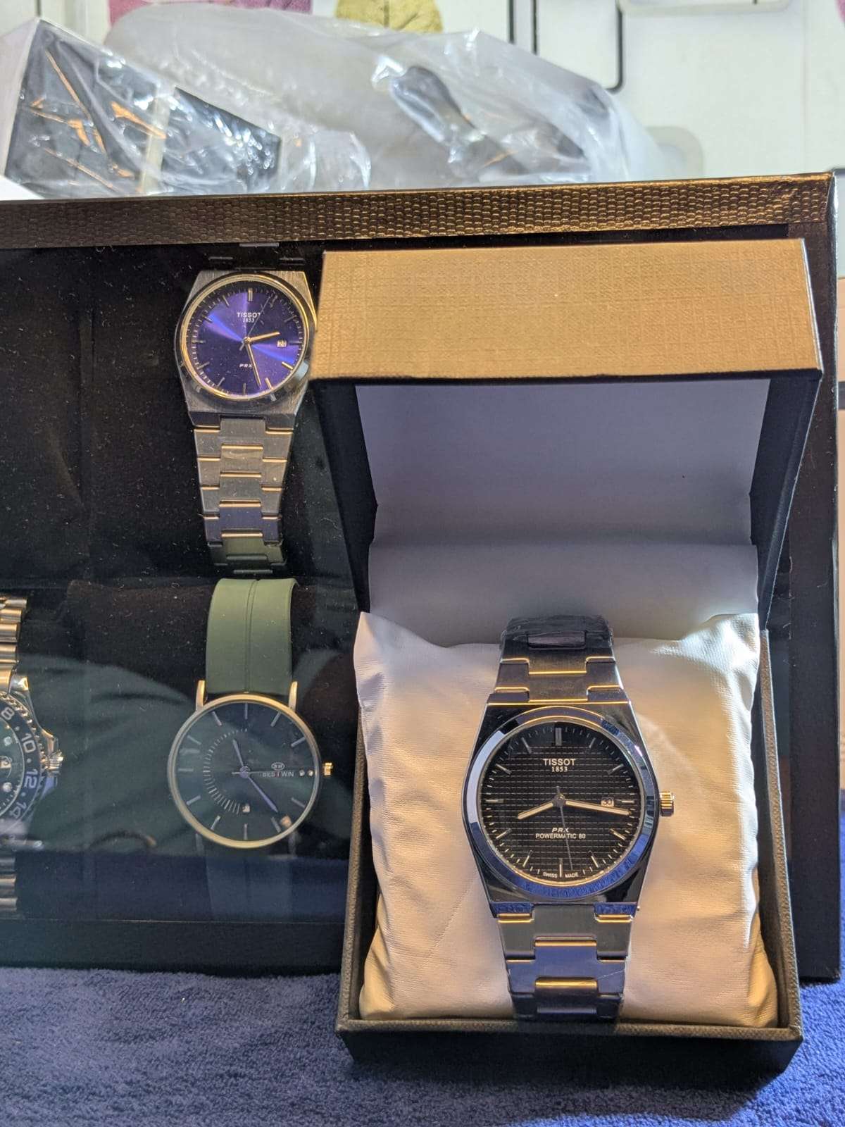 Luxury Integrated Bracelet Quartz Watch