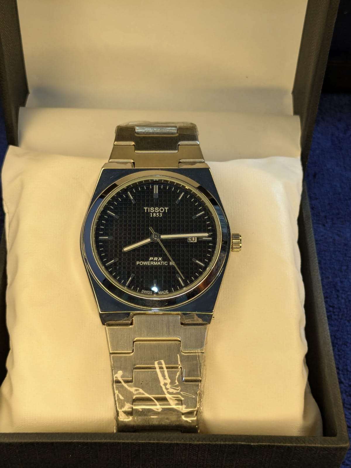 Luxury Integrated Bracelet Quartz Watch