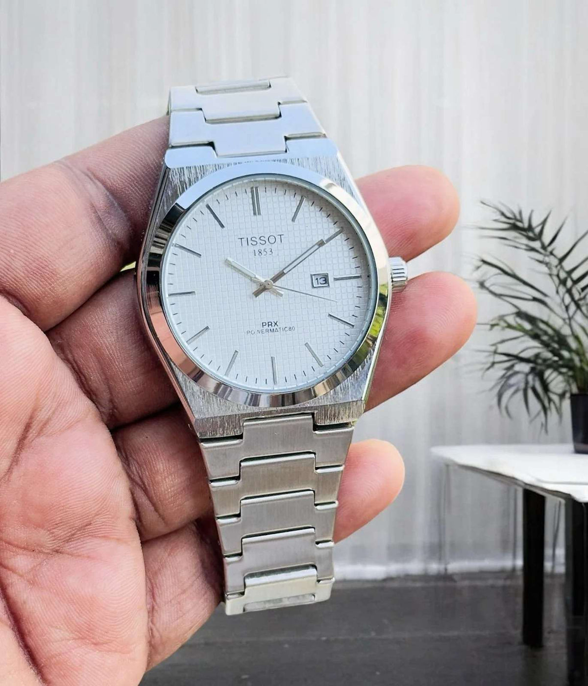 Luxury Integrated Bracelet Quartz Watch sports business watch - Zygo Store Pakistan
