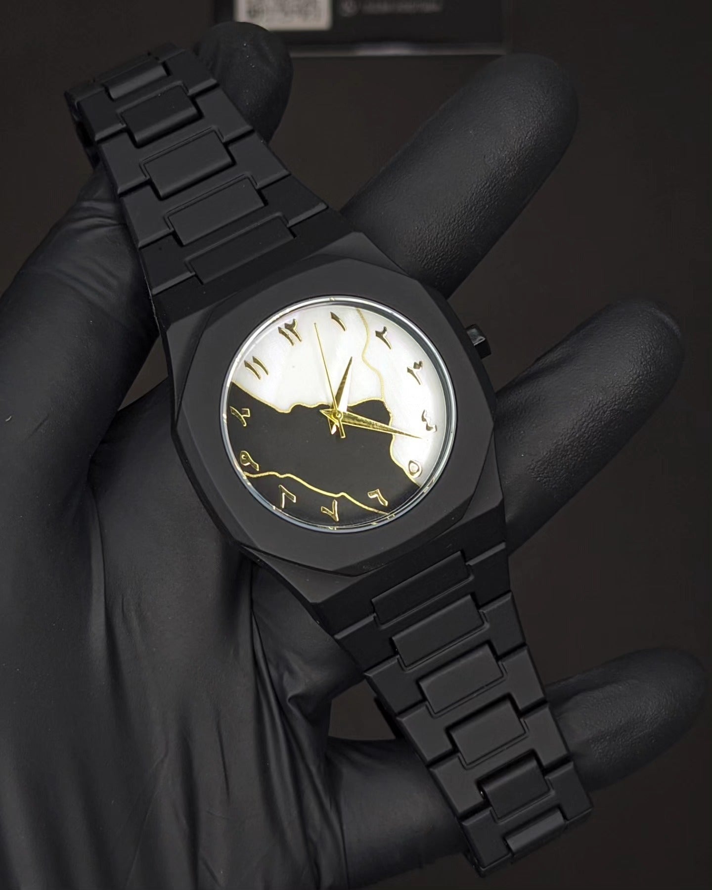 Aura Luxury Quartz Watch – Premium Stainless Steel Wrist Watch (40g)