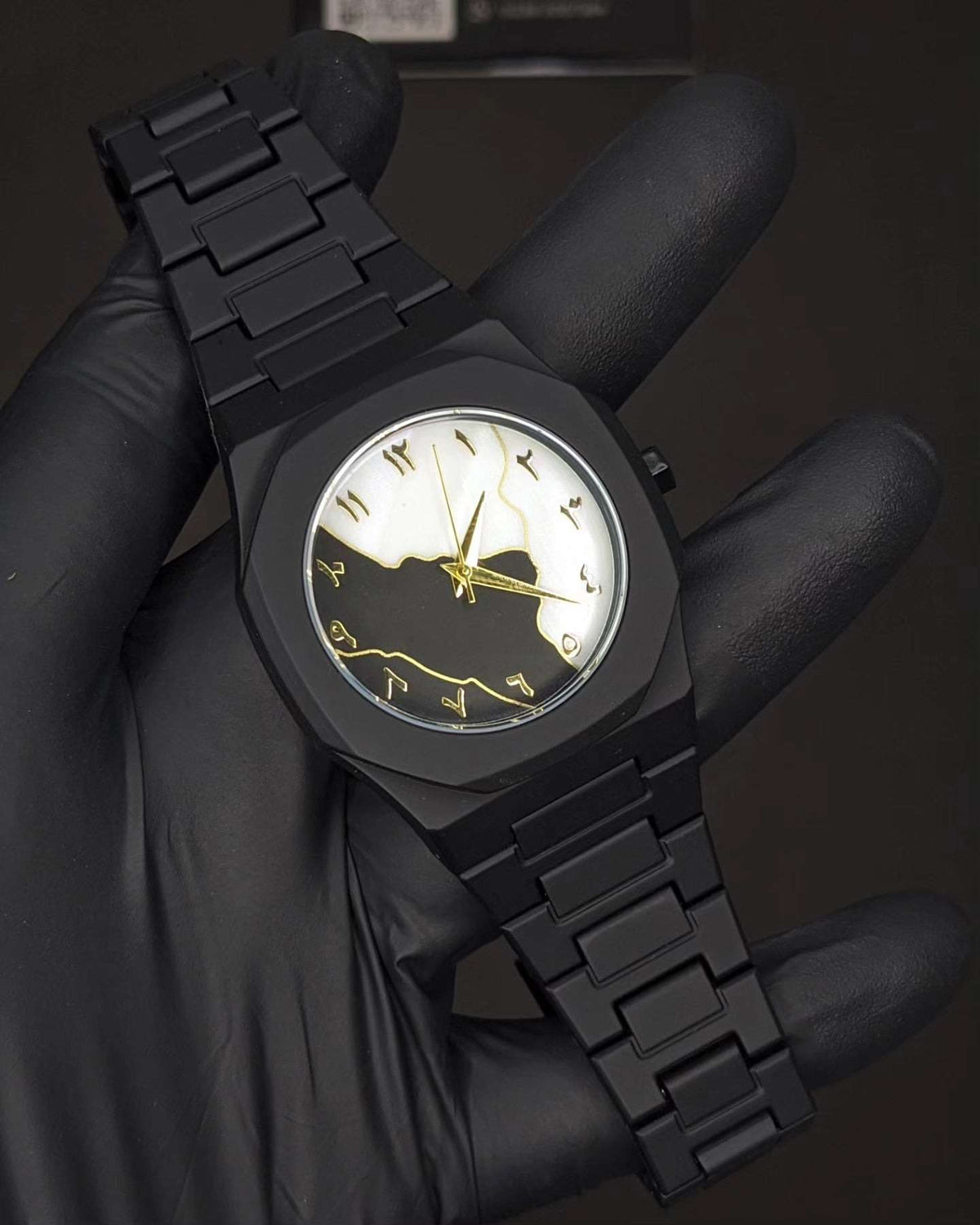 Aura Luxury Quartz Watch premium stainless steel wrist watch - Zygo Store Pakistan
