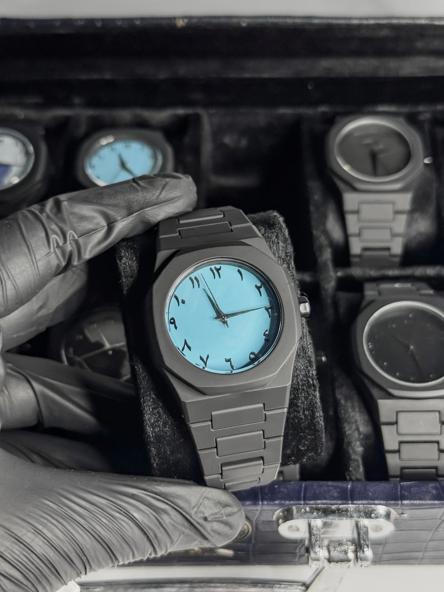 Aura Luxury Quartz Watch – Premium Stainless Steel Wrist Watch (40g)